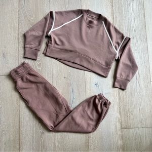 YPB Abercrombie & Fitch Pink Crewneck & Jogger Set - Size XXS